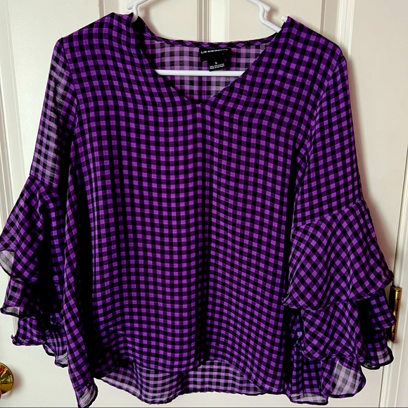 Size: Small - Picture 1 of 3